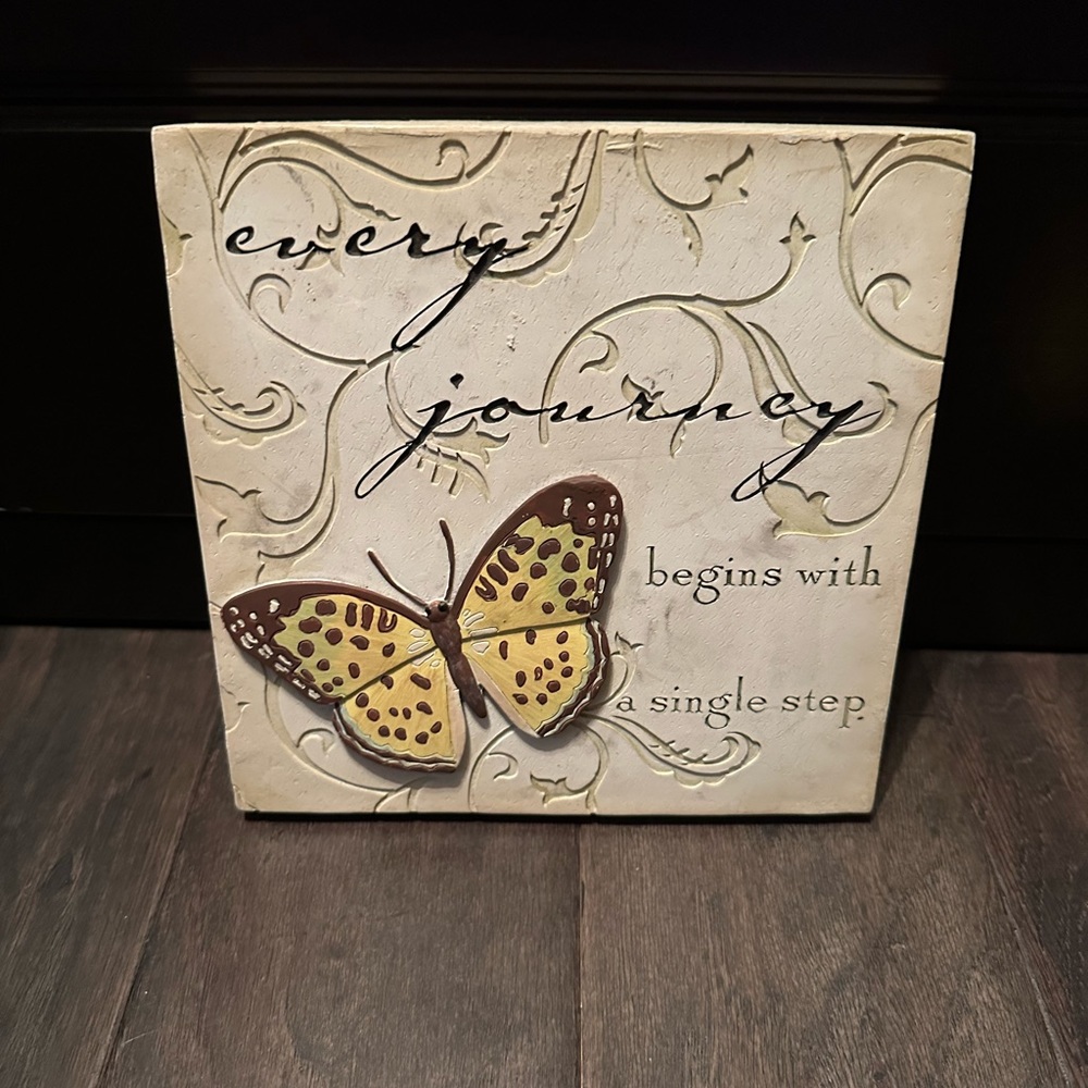 🚫SOLD Butterfly decor
